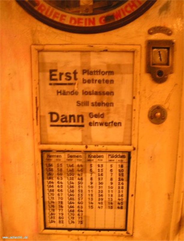 Ich mache mich lustig: Hände loslassen: Hand, Bahnhof, Waage