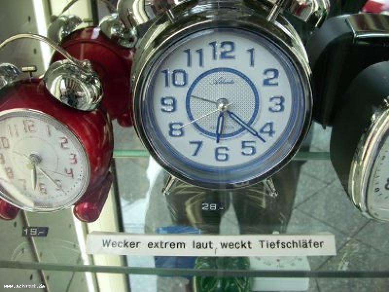 Ich mache mich lustig: Wecker extrem laut: Wecker, Uhr