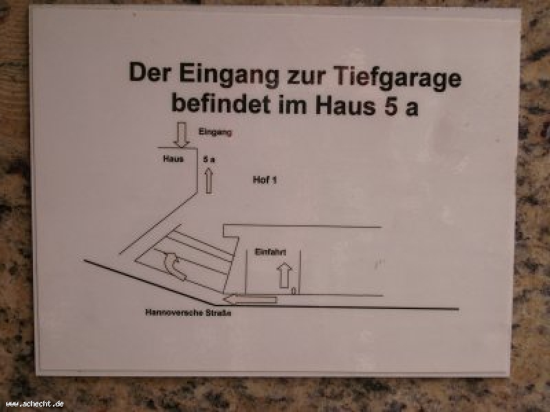 Ich mache mich lustig: Einfahrt befindet: Einfahrt, Rechtschreibung, Grammatik, Schild